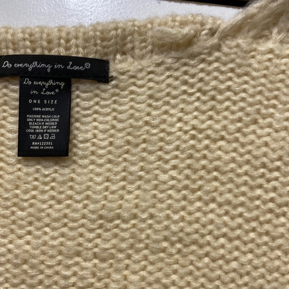 Do Everything In Love Scarf Sweater Wrap Tassels - Picture 7 of 7